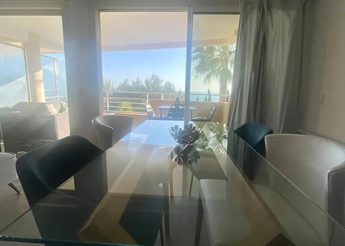 2 Pieces Vue Proche Monaco *